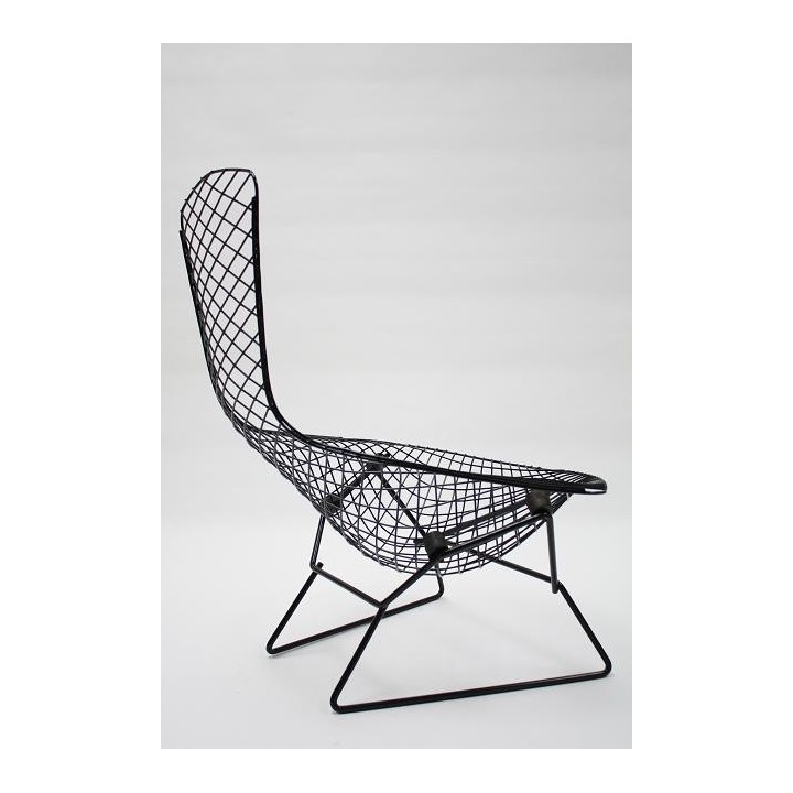 Bird chair by Harry Bertoia - Retro Studio