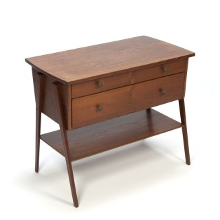 Klein Deens teakhouten vintage kastje