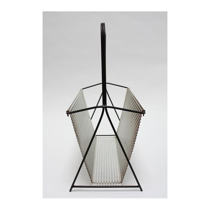 Metal magazine holder