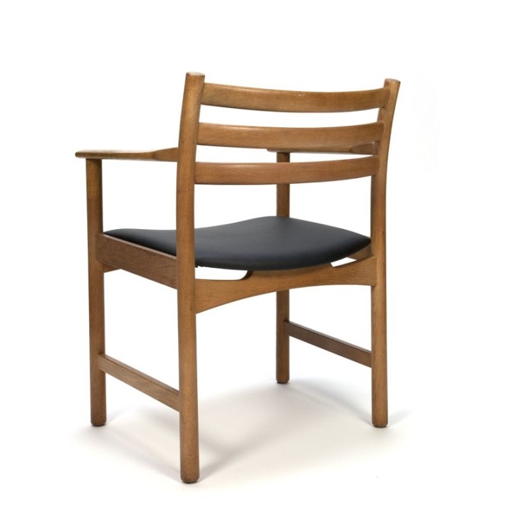 Deense vintage eiken stoel met armleuning