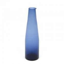 Vintage blauw glazen fles of kan