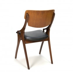 Vintage set of 4 Arne Olsen Hovmand chairs