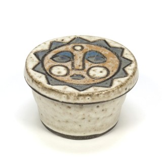 Vintage cup with lid design Hannie Mein