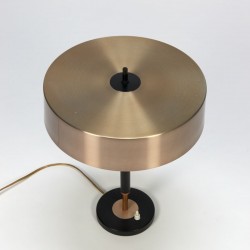 Vintage design desk lamp with copper-colored hood