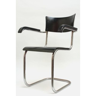 Tube frame chair early model - Retro Studio