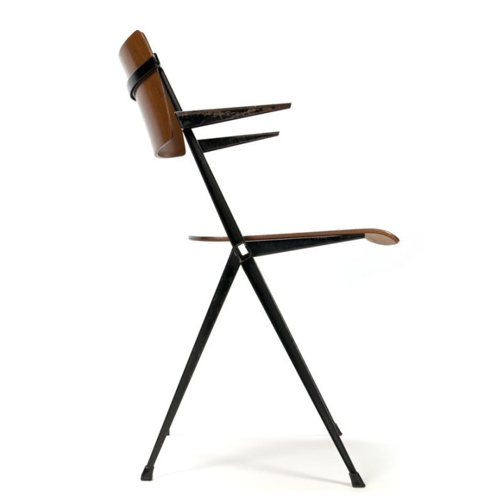 Vintage Pyramide stoelen set van 4 ontwerp Wim Rietveld