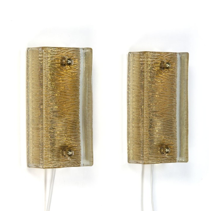 Vintage set van 2 Deense glazen wandlampen