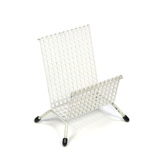 Vintage geperforeerd wit metalen brievenhouder