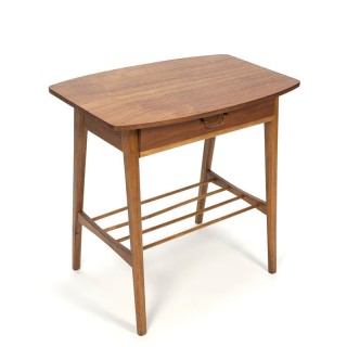Deens vintage bijzettafeltje met kleine lade