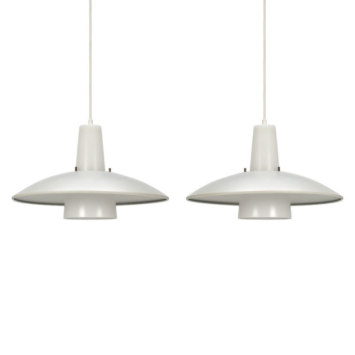 Vintage set of 2 sixties hanging lamps