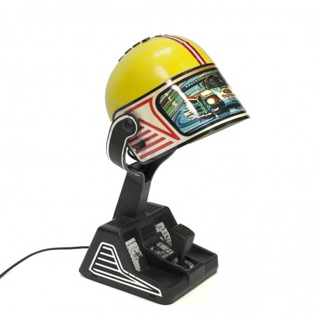 Vintage race helmet table lamp design Fase