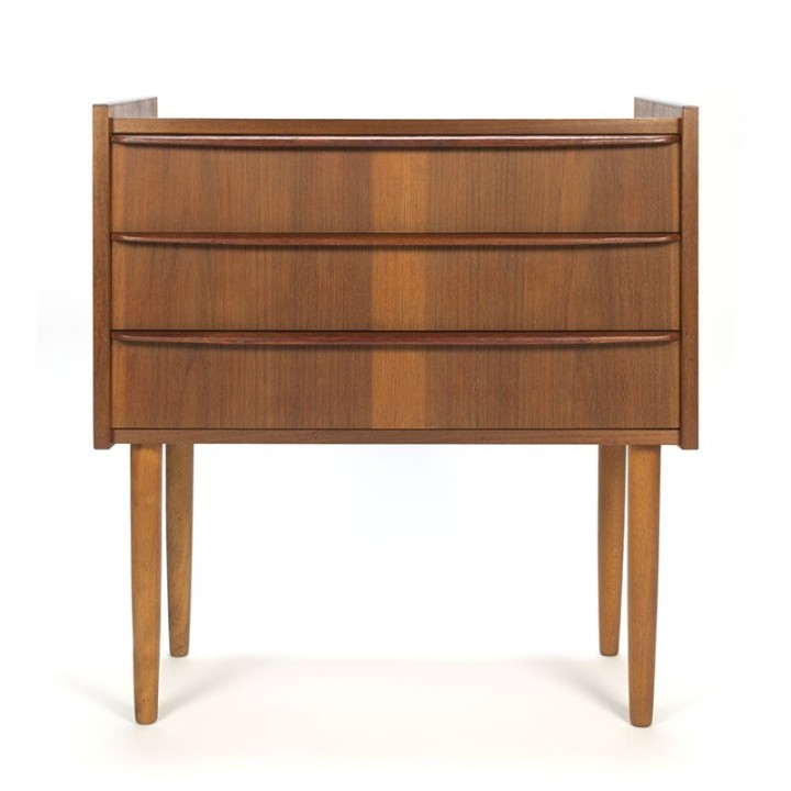 Vintage teakhouten Deense smalle ladekast