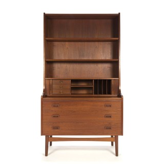 High model Danish vintage bookcase design Nexø