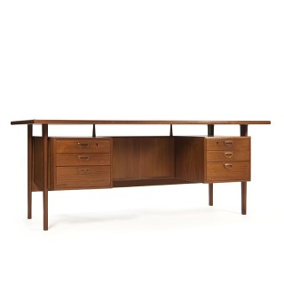 Vintage teak FM60 desk design Kai Kristiansen