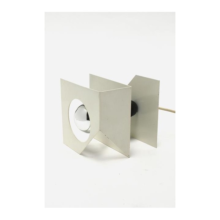 White metal table lamp - Retro Studio