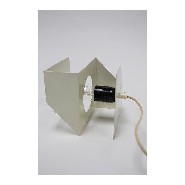 White metal table lamp - Retro Studio