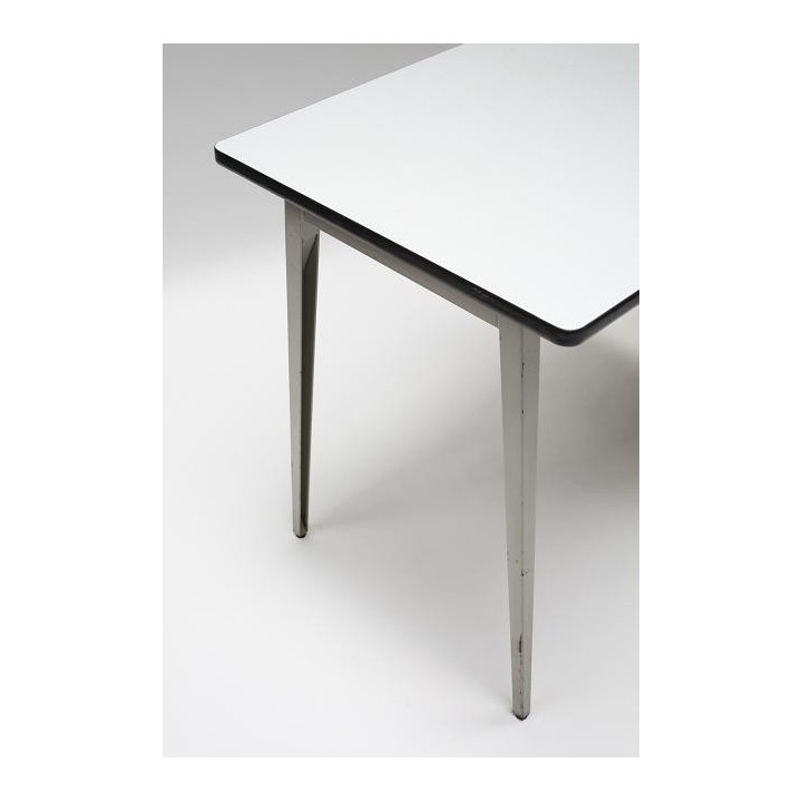 Industrieel buro Marko - Retro Studio