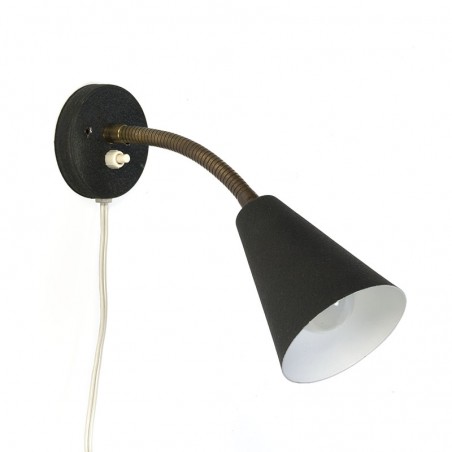 Deens vintage wandlampje met zwart kapje