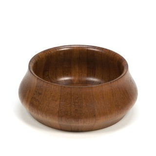 Round vintage bowl made of teak