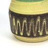 Gele vintage aardewerken vaas