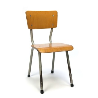 Industrieel vintage kinder schoolstoeltje hout