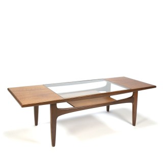 Vintage salontafel met glazen tussenblad ontwerp Victor Wilkins