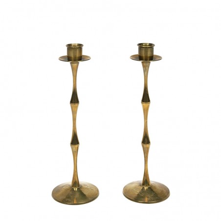 Set of 2 slender vintage candlesticks in brass