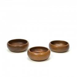 Set of 3 vintage mini bowls in teak