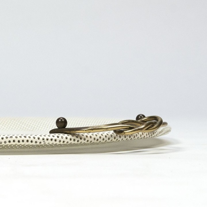 Vintage geperforeerd dienblad ontwerp in Mathieu Mategot stijl