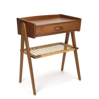 Vintage Scandinavian bedside table in teak and wicker