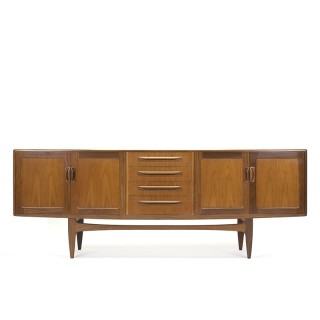 Laag vintage dressoir ontwerp Victor Wilkins voor Gplan
