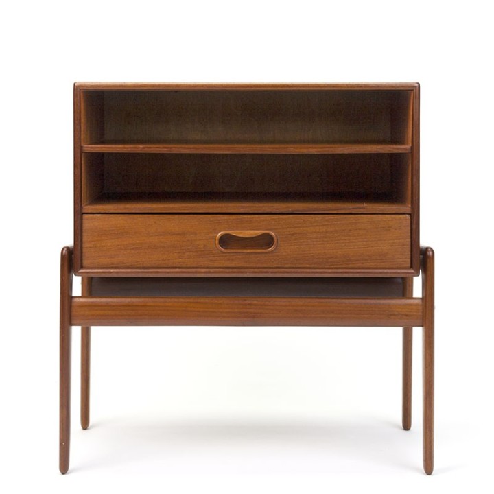 Vintage design night stand design Arne Vodder for Vamo