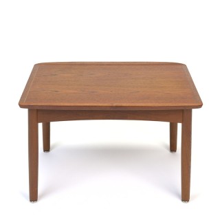 Teakhouten vintage kleine bijzettafel met opstaande rand