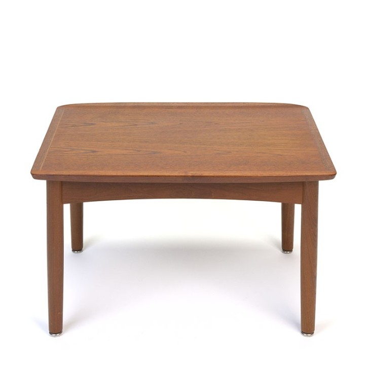 Teakhouten vintage kleine bijzettafel met opstaande rand