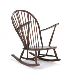 Vintage schommelstoel van Ercol design Lucian Ercolani
