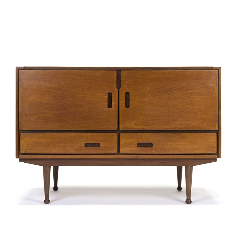 teakhouten kleine dressoir kast - Retro Studio