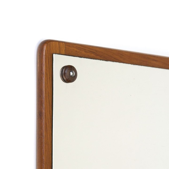 Rechthoekig model vintage spiegel met teakhouten lijst