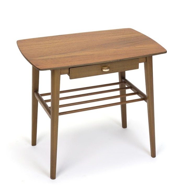 Deense vintage bijzettafel in teak en beuken met kleine lade