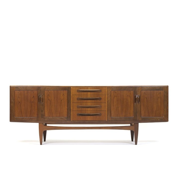Laag vintage Gplan design dressoir ontwerp Victor Wilkins