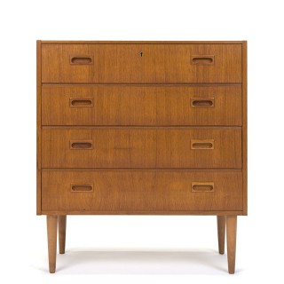 Deense vintage ladekast in teak met 4 lades