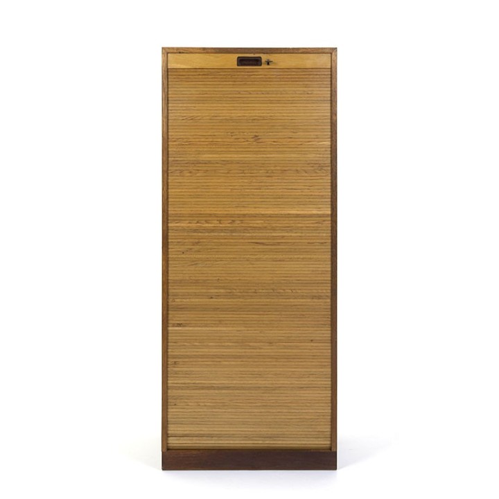 Groot model vintage Deense archiefkast in eiken en teak