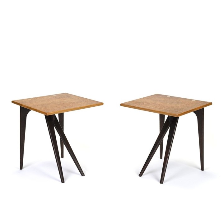 Set van 2 Deense vintage bijzettafels in teak met messing detail