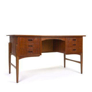 Groot model Deens vintage bureau in teak en eiken