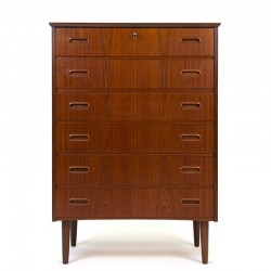 Danish vintage chest of drawers in teak with 6 drawers