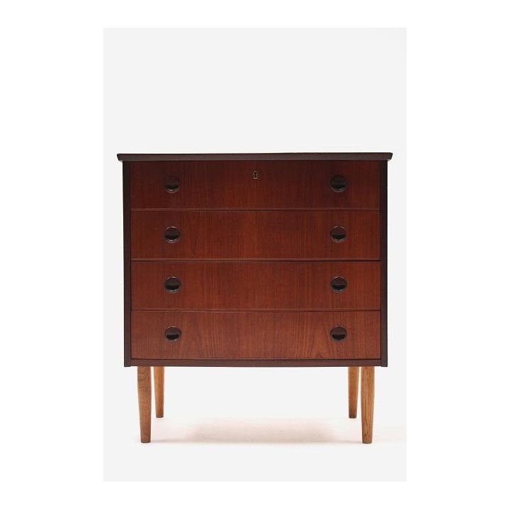 Scandinavian chest of drawers - Retro Studio