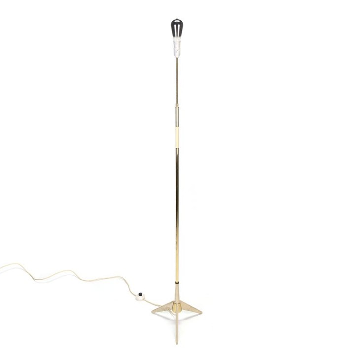 Vintage standing fifties floor lamp on 3 legs