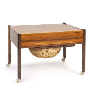 Vintage teakhouten Deense naaigerei bijzettafel