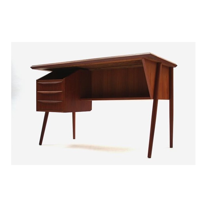 Teak desk from Scnadinavia 2 - Retro Studio