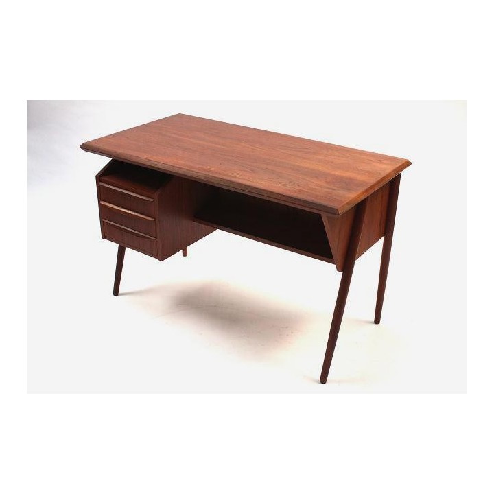 Teak desk from Scnadinavia 2 - Retro Studio
