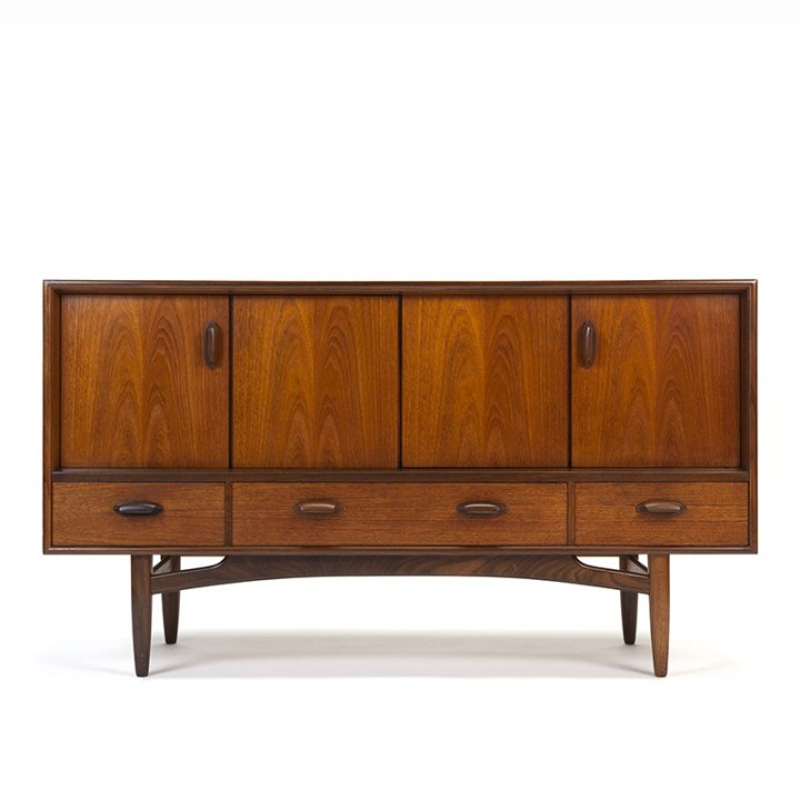 Gplan vintage dressoir met harmonica deurtjes